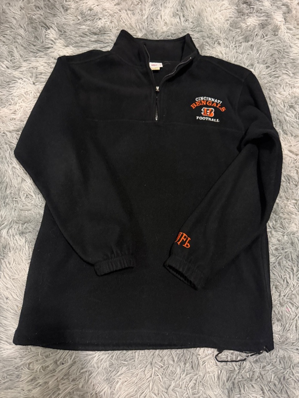 Cincinnati Bengals sweater Medium quarter zip NFL